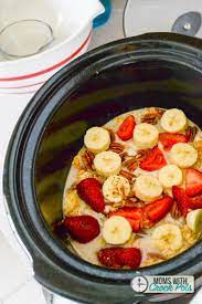 Crockpot Strawberry Banana Oatmeal Recipe Crockpot Breakfast Recipes Delicious Breakfast Recipes