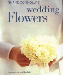Contributing editor david stark chats with shane connolly, the man behind kate middleton's bridal bouquet and the author of a year in flowers, on the answer is usually a small clutch, so i rarely do huge bouquets. Shane Connolly S Wedding Flowers Amazon Co Uk Connolly Shane 9781840911473 Books