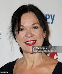 Monique Marvez's Instagram, Twitter & Facebook