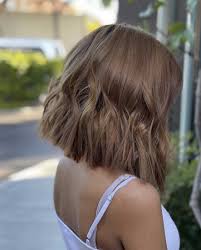 I capelli color nocciola associano l'eleganza del biondo scuro al. 70 Nuove Idee 2021 Di Capelli Color Miele E Caramello E Tanti Consigli Utili