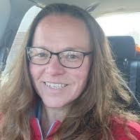 Kimm Moore's Instagram, Twitter & Facebook