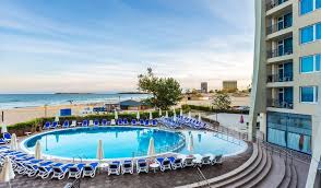 La unele din hotelurile de mai sus serviciul all inclusive este serviciu unic ( de baza) in timp de pentru altele este in regim de supliment la alte pachete de masa ( mic dejun , demipensiune. Hotel De 4 Stele Ultra All Inclusive In Bulgaria De La Numai 18 De Persoana Noapte All4travel