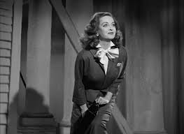 She plays margo channing, queen of the broadway theater, who is bette davis and gary merrill in all about eve (joseph mankiewicz, 1950). All About Eve 1950