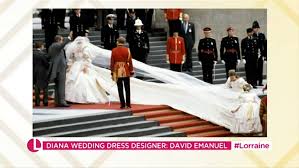 Princess Diana Saved From Embarrassing Wedding Dress Fail Before Walking Down Aisle Daily Star