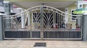 Balkon berbeda untuk tiap ruang 10 Desain Model Pagar Rumah Minimalis Dunia Mfb