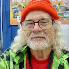 Tom and Tommy Hynes playing Tom's original music, “Tango for Django,” at  the Reginald Bareham New Year's Show at the Rudyard Kipling in Louisville,  Kentucky