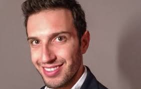 Chi è Marco Eletti, lo scrittore e concorrente dell'Eredità accusato di  aver ucciso il padre