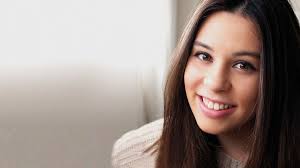 Entrevista a Beatriz Esteban, autora de 'Seré frágil'