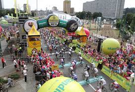 Bardzo groźnym wypadkiem zakończył się pierwszy etap tegorocznego wyścigu tour de pologne. Tour De Pologne Jada Kolarze Autobusy Musza Ustapic Ztm