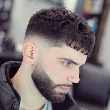 25 Cool 90s Hairstyles For Men 2021 Guide Mens Hairstyles Caesar Haircut Hair And Beard Styles