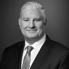 Benjamin Crane's Instagram, Twitter & Facebook