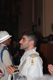 E il sacerdozio è una carriera perché, a differenza di altre professioni, il denaro può essere guadagnato facilmente dai sacerdoti. Intervista A Don Alessandro Muggianu Giovane Neo Prete Di Dorgali Conferma La Scelta D Amore Presa Da Quando Aveva 8 Anni