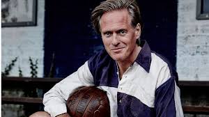 He also presents the show dr. Jort Kelder En Thierry Baudet Overwegen Tv Programma Over Nexit