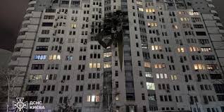 Russian attacks cripple Kyiv utilities, leaving millions without heating /  The New Voice of Ukraine