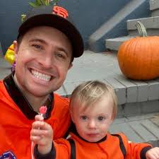 Bryan Nagy (@BryanKye056)