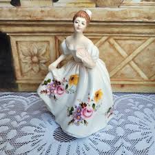 Royal Doulton "marilyn" Bone China Lady, Derby Posies Pattern HN3002