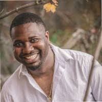 Ricardo Hewitt's Instagram, Twitter & Facebook