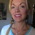 Donna Tieman's Instagram, Twitter & Facebook