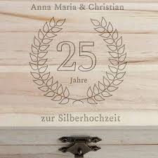 Hochwertige bilder, illustrationen und vektorgrafiken von bigstock zum thema „silberhochzeit zu tarifen, die perfekt zu ihrem projektbudget passen. Schatztruhe Zur Silberhochzeit Mit Gravur Gross Online Kaufen Design3000 De Online Shop