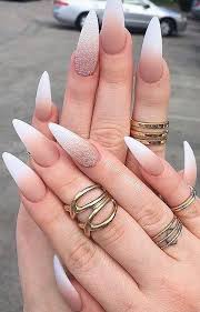 Existen tres grupos básicos que reúnen las uñas esculpidas. Mas De 58 Impresionantes Ideas De Disenos De Unas Acrilicas Para Este Verano 2019 Parte 24 Unas De Gel Blancas Unas Difuminadas Unas De Gel