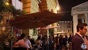 Sie waren bereits in darsena sunset bar?teilen sie ihre erfahrung! Le Trottoir Italie Reizen Italie Reizen