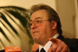 Când a murit vadim tudor? Corneliu Vadim Tudor A Murit Glasul Hunedoarei