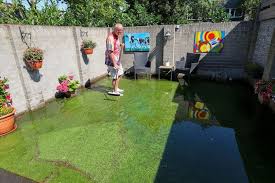 Na een warme dag van rond de 30 graden werd het feest! Woningen Ontruimd Na Noodweer In Eindhoven Het Water Liep Als Een Riviertje Mijn Huis Binnen Eindhoven Ed Nl