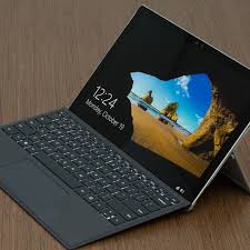 Many of the causes of screen flickers are the same in 2018. Microsoft To Replace Surface Pro 4 Tablets Affected By Screen Flickering The Verge