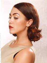 The Top 24 Medium Hairstyles For Oval Faces In 2021 Oval Face Hairstyles Face Shape Hairstyles Medium Hair Styles