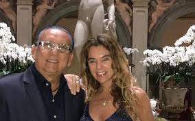 Não há como negar que ao longo de tantos anos narrando. Galvao Bueno Festeja 20 Anos De Casamento Com Desiree Grande Amor De Minha Vida Quem Quem News