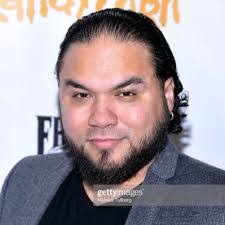 Fanny Cox's Instagram, Twitter & Facebook