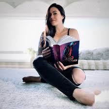 Callie Hart (@calliehartauthor) • Instagram photos and videos