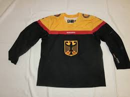 Im eishockey deutschland trikot vergleich konnte unser sieger bei allen punkten das feld für sich entscheiden. Deb Gameissued Eishockeytrikot 2015 2016 39 Thomas Greilinger Eur 135 00