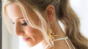 Rachel Mares's Instagram, Twitter & Facebook