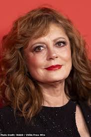 Paris Jackson revealed her engagement but left fans speechless by how much  she & her fiancé look like 'twins' or 'clones' 😮 Photos & video below 👇