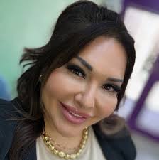 Who can do lash extensions in Lubbock, Texas?