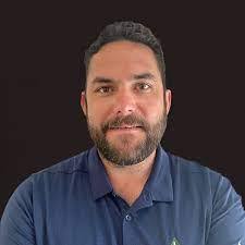 Kurt Stricklen's Instagram, Twitter & Facebook