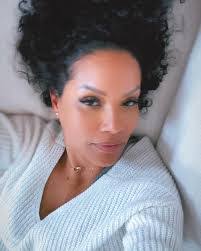 Terri Matthews's Instagram, Twitter & Facebook