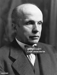 31点のLeo Koenigの写真と高解像度写真