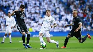 It's been all real madrid so far, but celta's first venture forward almost produced a clear chance. Real Madrid Vs Celta Vigo Preview Where To Watch Live Stream Kick Off Time Team News 90min
