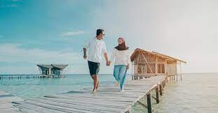 Tengok gambar di pemandangan indah honeymoon sahaja dah rasa hendak pergi kesini! 10 Tempat Romantis Di Indonesia Untuk Menikmati Bulan Madu