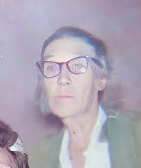 My great grandmother Anna M. Jordan, born 15 March 1893 in KY. daughter of  Lydia Margaret Bloomfield born 1877 KY. daughter of Mensor Newton  Bloomfield and Abarilla Plummer. Lydia Margaret was the