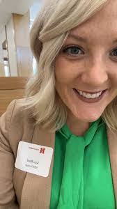 Desirae Morris's Instagram, Twitter & Facebook