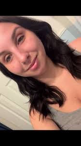 Shelby Kaplan's Instagram, Twitter & Facebook