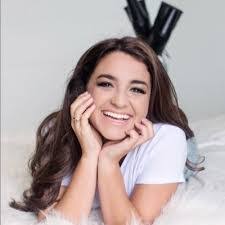 Addi Diaz's Instagram, Twitter & Facebook