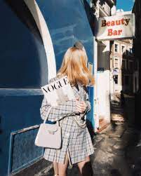 Fashion Career Consultant Need Help To Find A Job In Fashion Fashion Photography Beauty Bar Career Fashion
