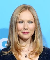 Pixie short haircuts for women. Molly C Quinn Hairstyles Hair Cuts And Colors