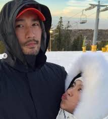 Chưa kịp kết hôn, Cao Dĩ Tường đột tử một cách oan khuất, bạn gái sau 2 năm  đăng bài tưởng nhớ khiến dân mạng tranh cãi