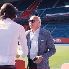 The site lists all clubs he coached and all clubs he played for. La Palabra De Carlos Bianchi Sobre Cavani