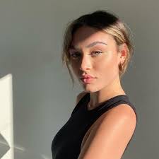 TESS BOWERS (@tessbowers1_) · Instagram 照片和视频